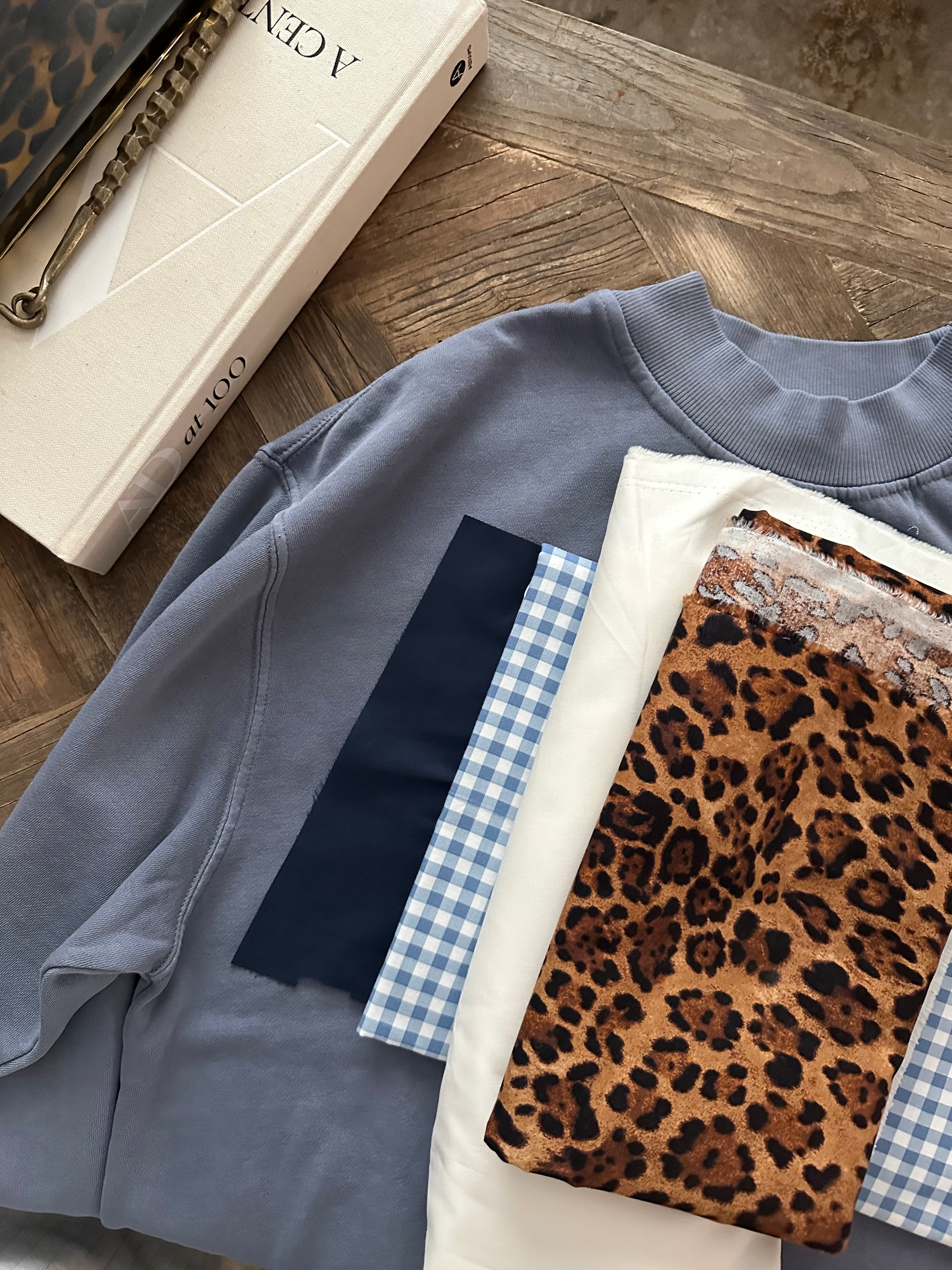 Varsity Font Embroidered Personalized Applique Oversized Mockneck Crewneck I Oversized Mockneck Crewneck | Pink/Blue/Green | Cheetah