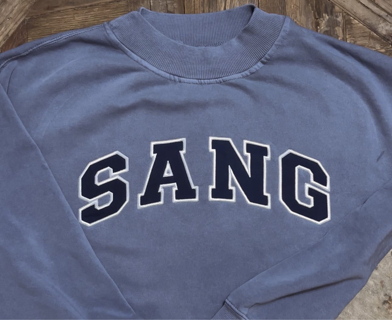 Varsity Font Embroidered Personalized Applique Oversized Mockneck Crewneck I Oversized Mockneck Crewneck | Pink/Blue/Green | Cheetah