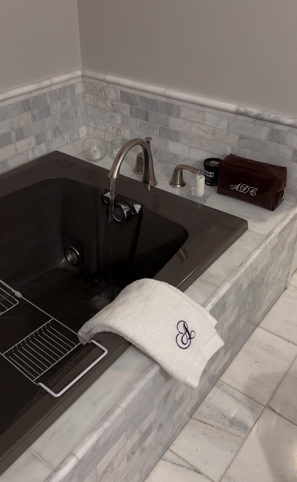 Vegan Leather Embroidered Makeup Bag: Personalized Cosmetic Bag