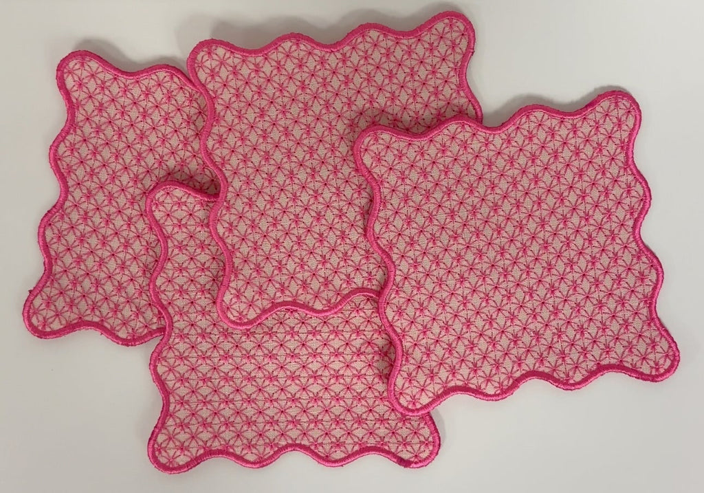Scalloped Linen Cocktail Napkins: Set of Four