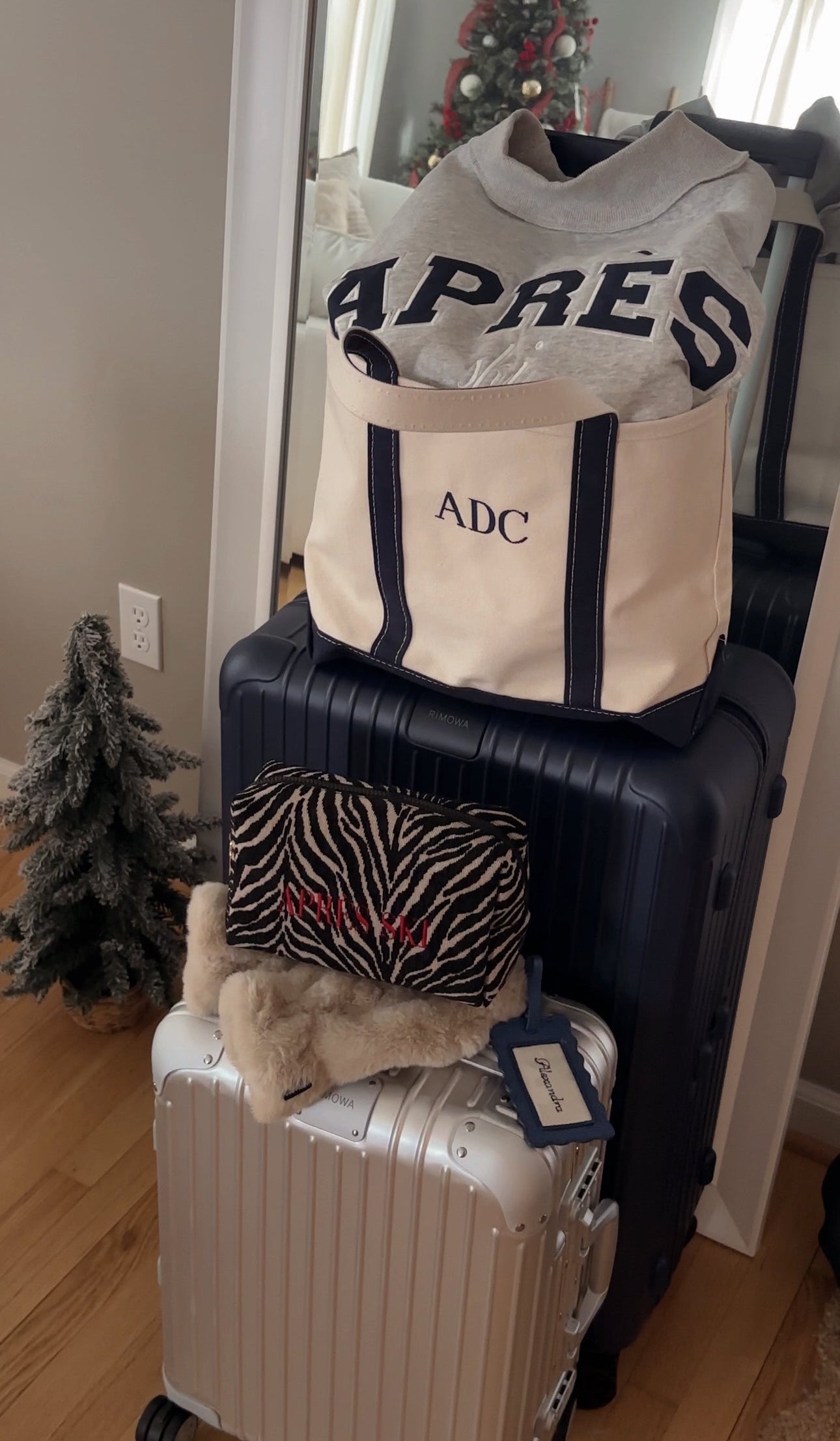 Varsity Font Embroidered Personalized Applique Mockneck Crewneck I Oversized Mockneck Crewneck