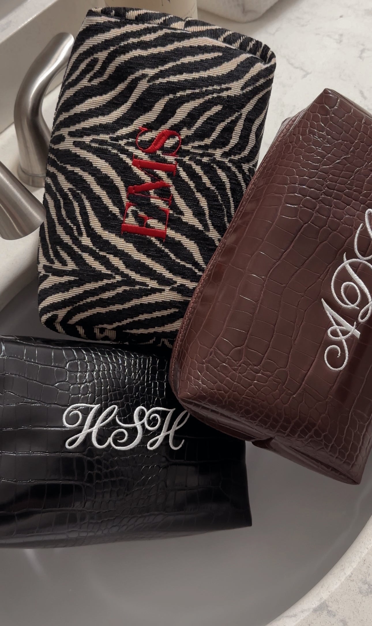 Vegan Leather Embroidered Makeup Bag: Personalized Cosmetic Bag