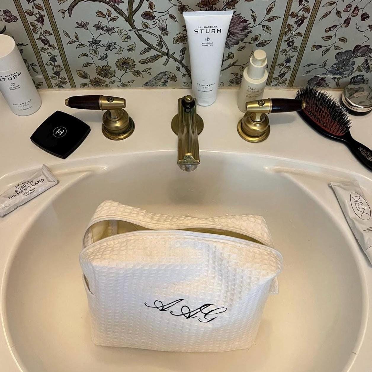Personalized/Custom Embroidered White Waffle Cosmetic Makeup Bag I Embroidered Makeup Bag I Custom Embroidery | Monogram |
