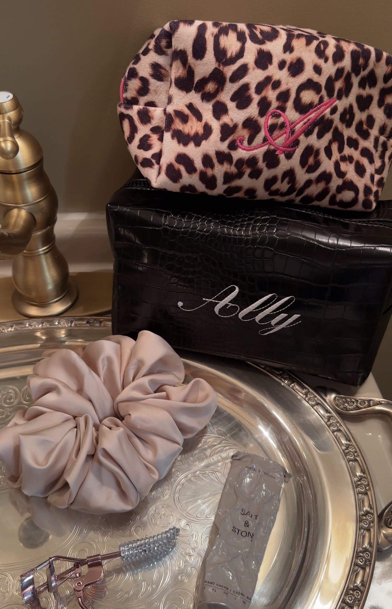 Croc Vegan Leather Embroidered Makeup Bag: Personalized Cosmetic Bag