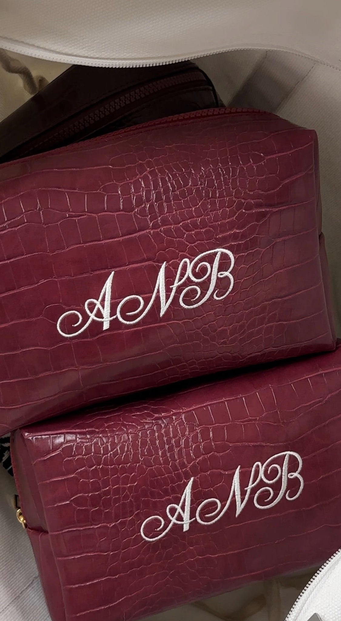 Croc Vegan Leather Embroidered Makeup Bag: Personalized Cosmetic Bag