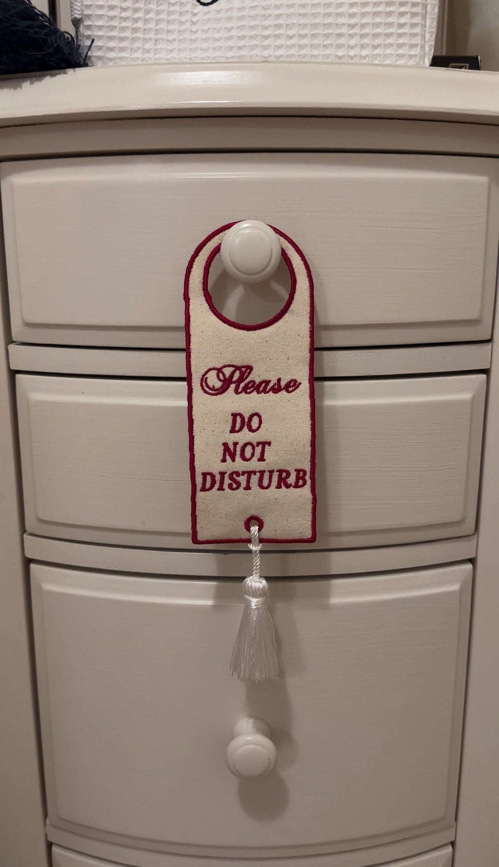 Handmade Embroidered Canvas Door Décor – ‘Please Leave by 9 PM’/‘Please Do Not Distrub’ | Personalizable | Do not disturb sign