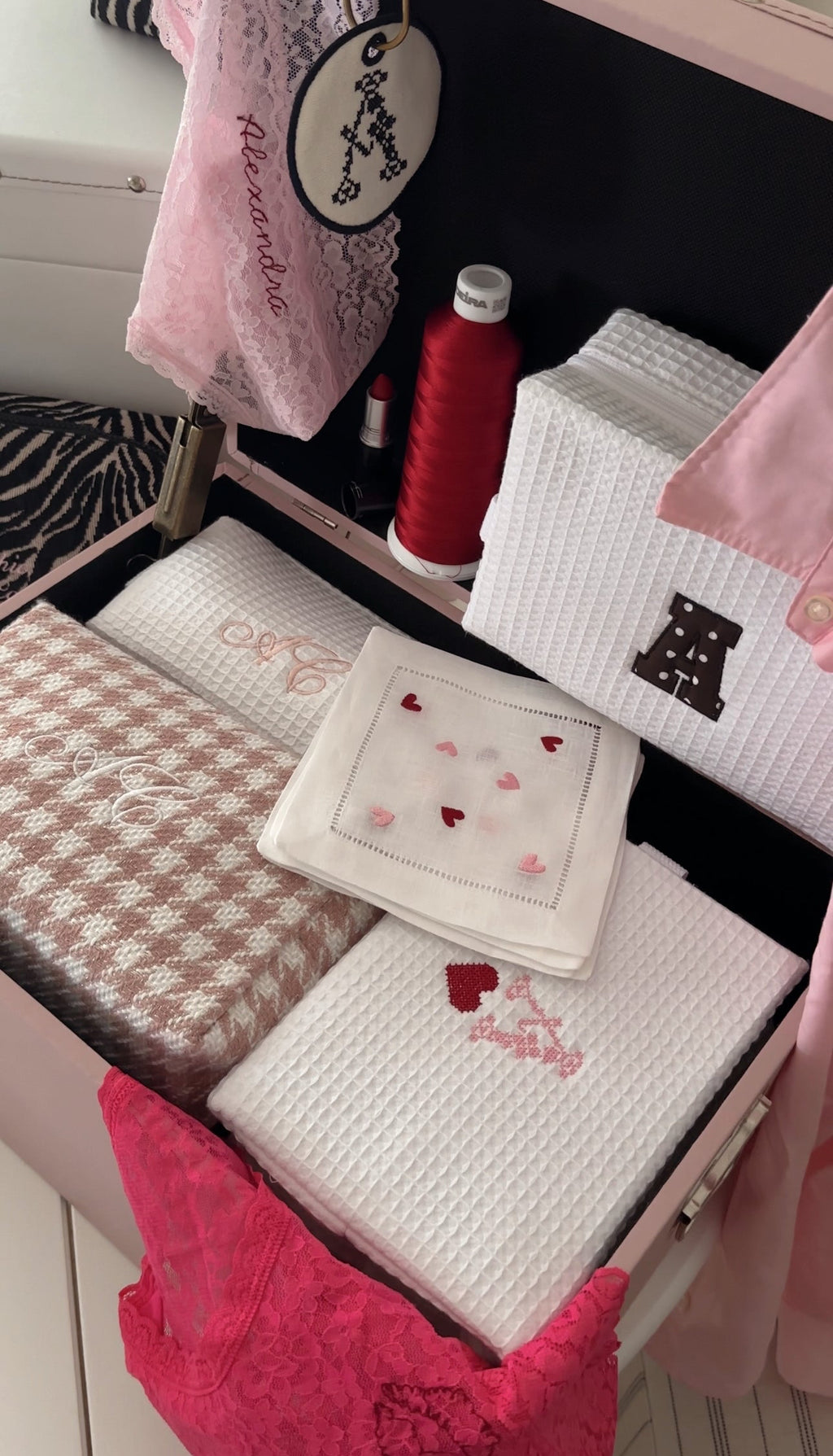 Embroidered Linen Cocktail Napkins: Valentines Pink and Red Scattered Heart Napkins